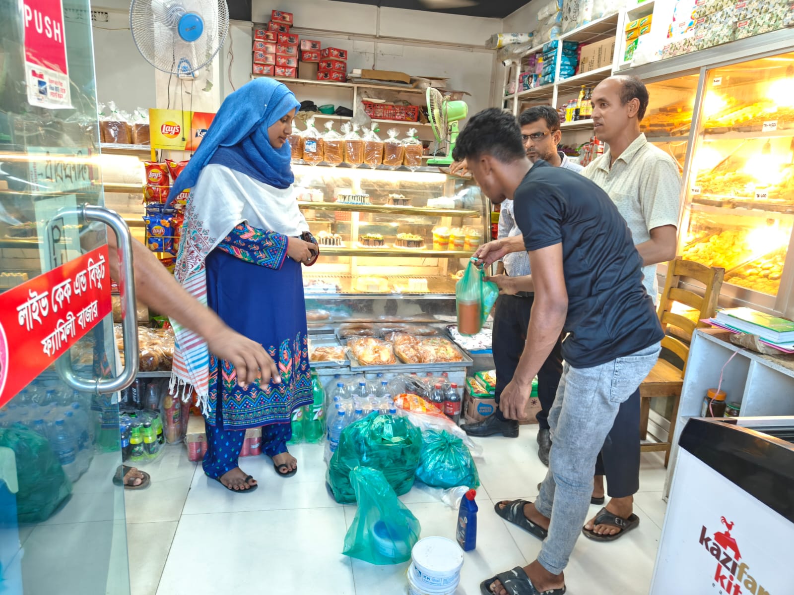 মোবাইল কোর্ট পরিচালনা