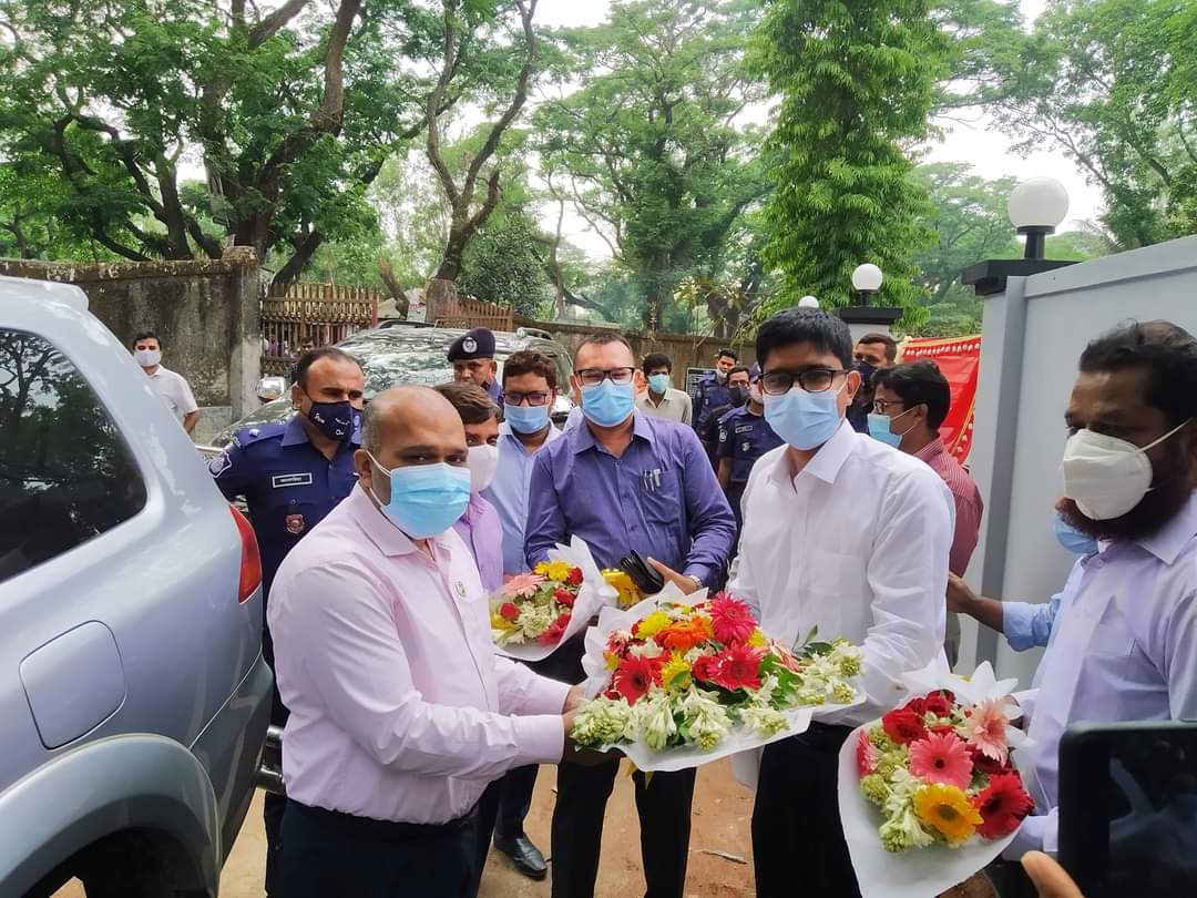 ভুমি অফিস, রায়গঞ্জ এর প্রধান ফটক,সীমানা প্রাচীর সংস্কারের উদ্বোধন ২০২১