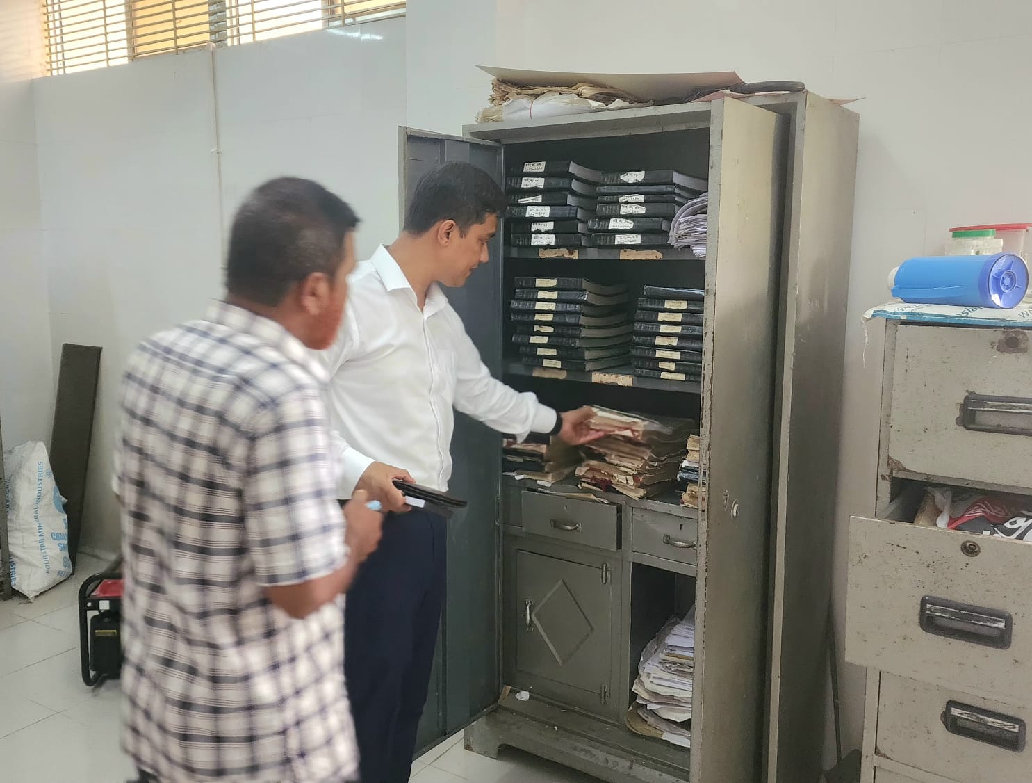 মাঝারদিয়া ইউনিয়ন ভূমি অফিস পরিদর্শন