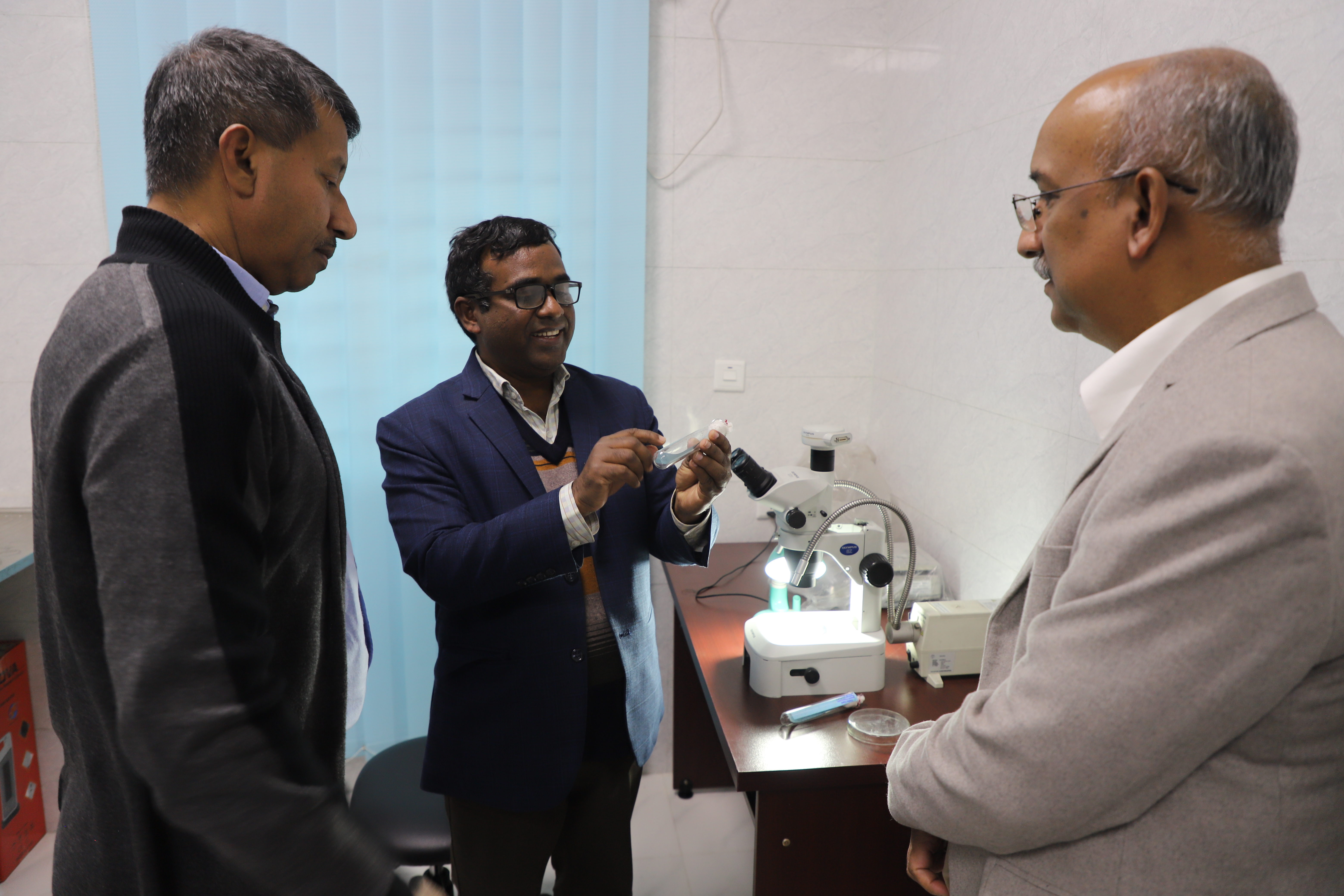 কৃষি সচিব মহোদয়ের রংপুরে কৃষি মন্ত্রনালয়ের কার্যক্রম পরিদর্শন