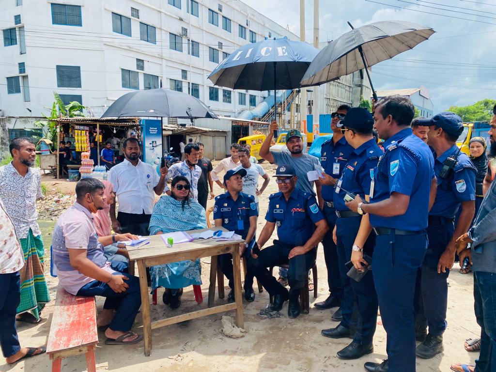 মোবাইল কোর্ট