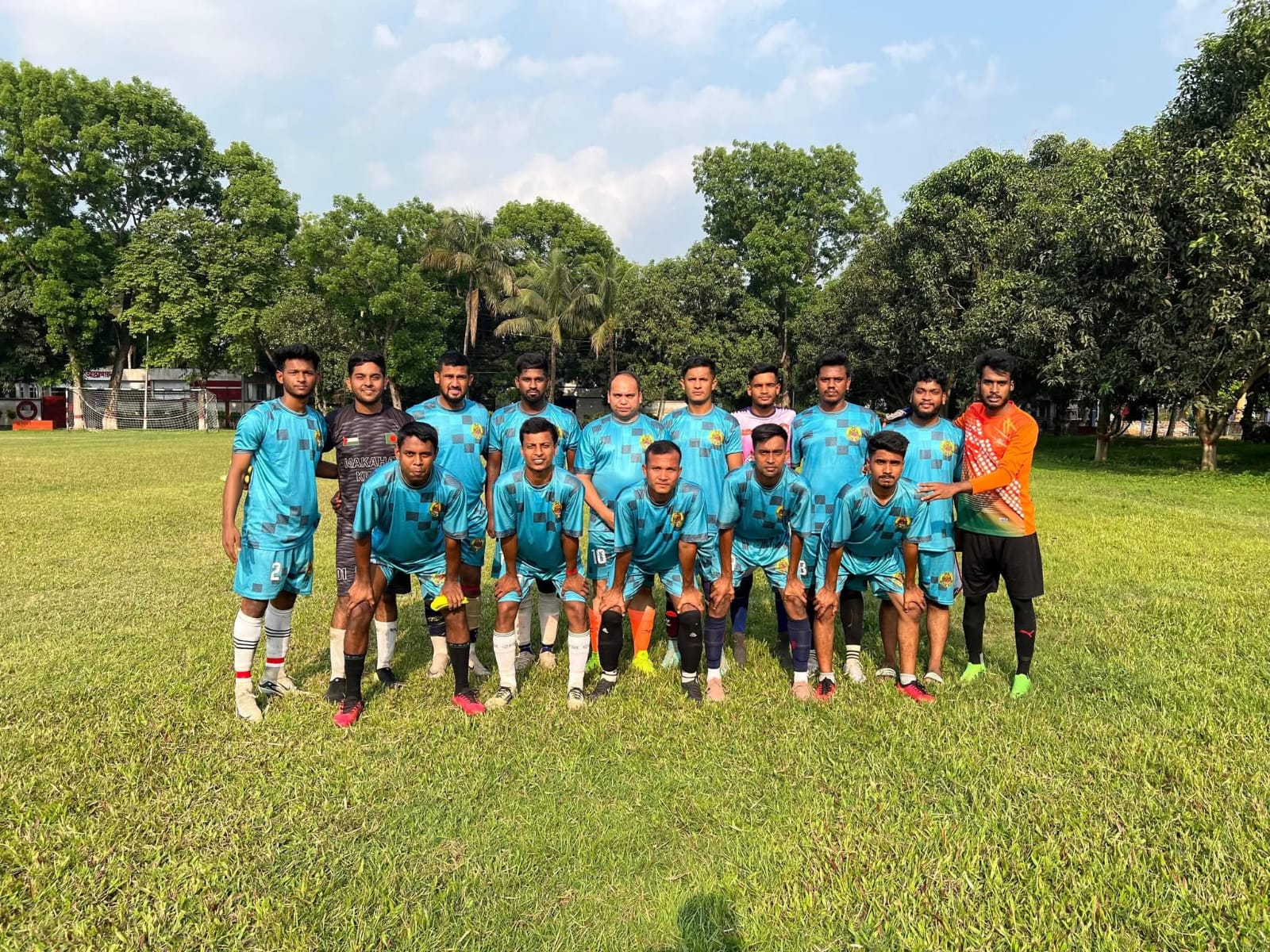 আন্তঃজেলা ফুটবল, ভলিবল ও কাবাডি খেলায় ঢাকা জেলা চ্যাম্পিয়ন।