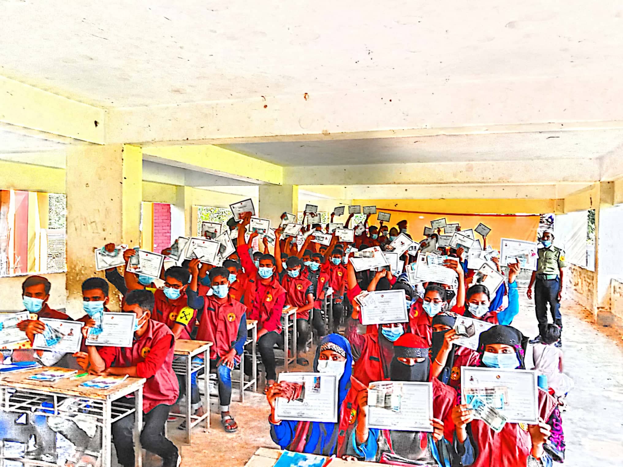 গ্রাম ভিত্তিক ভিডিপি মৌলিক প্রশিক্ষণের সমাপনী। মাঝগ্রাম, চিকনিকান্দি