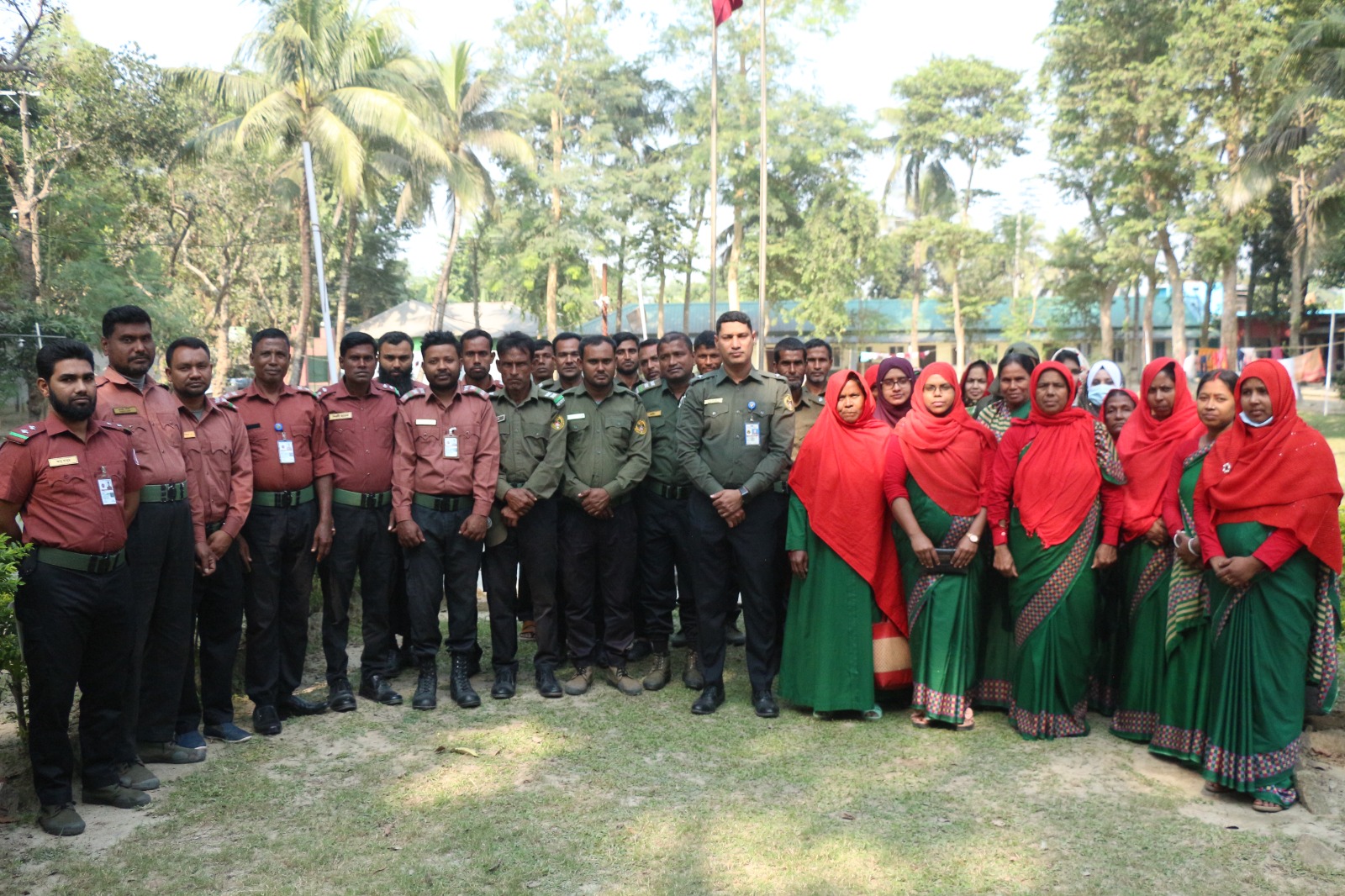 আমরা সকলেই