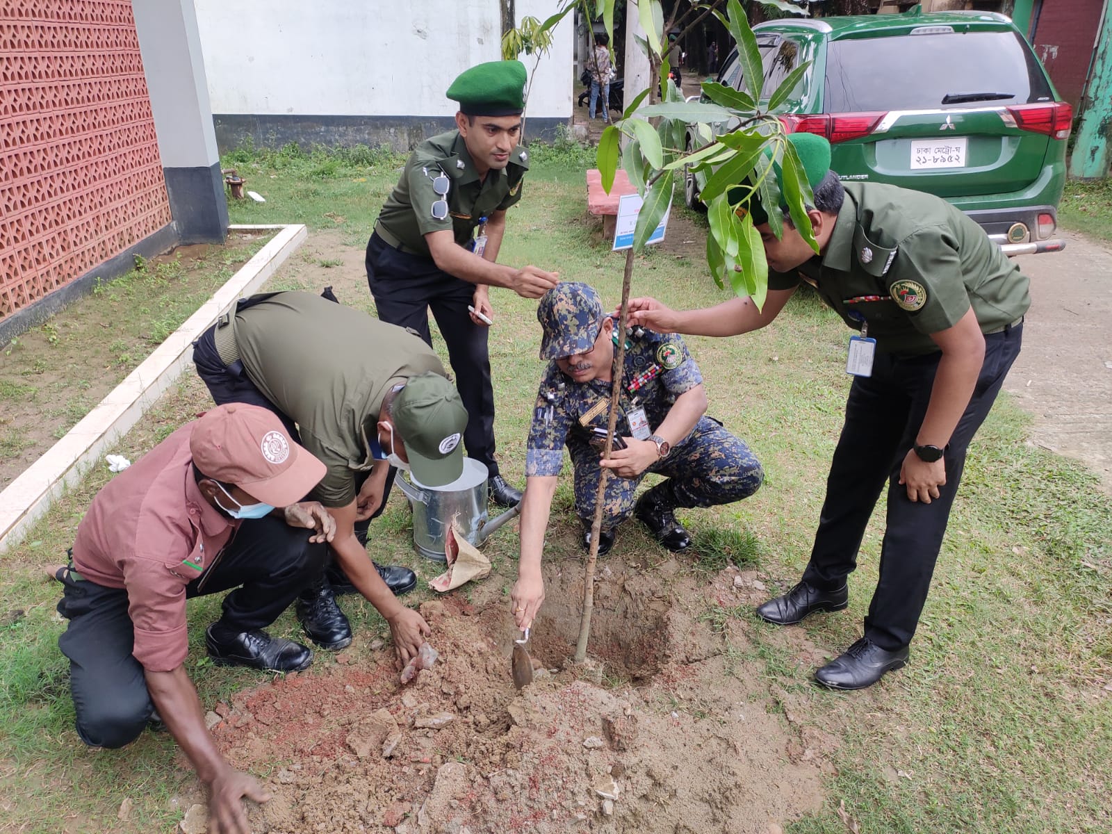 ময়মনসিংহ রেঞ্জ কমান্ডার কলমাকান্দা উপজেলা আনসার ও ভিডিপি কার্যালয় পরিদর্শণ
