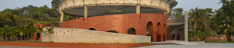 বৃত্তমিলোনায়তন