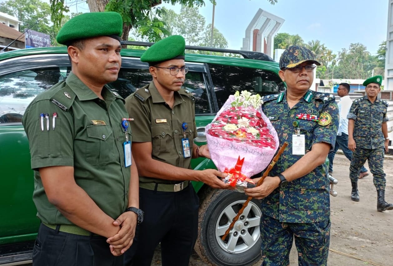উপমহাপরিচালক মহোদয়ের অফিস পরিদর্শন।