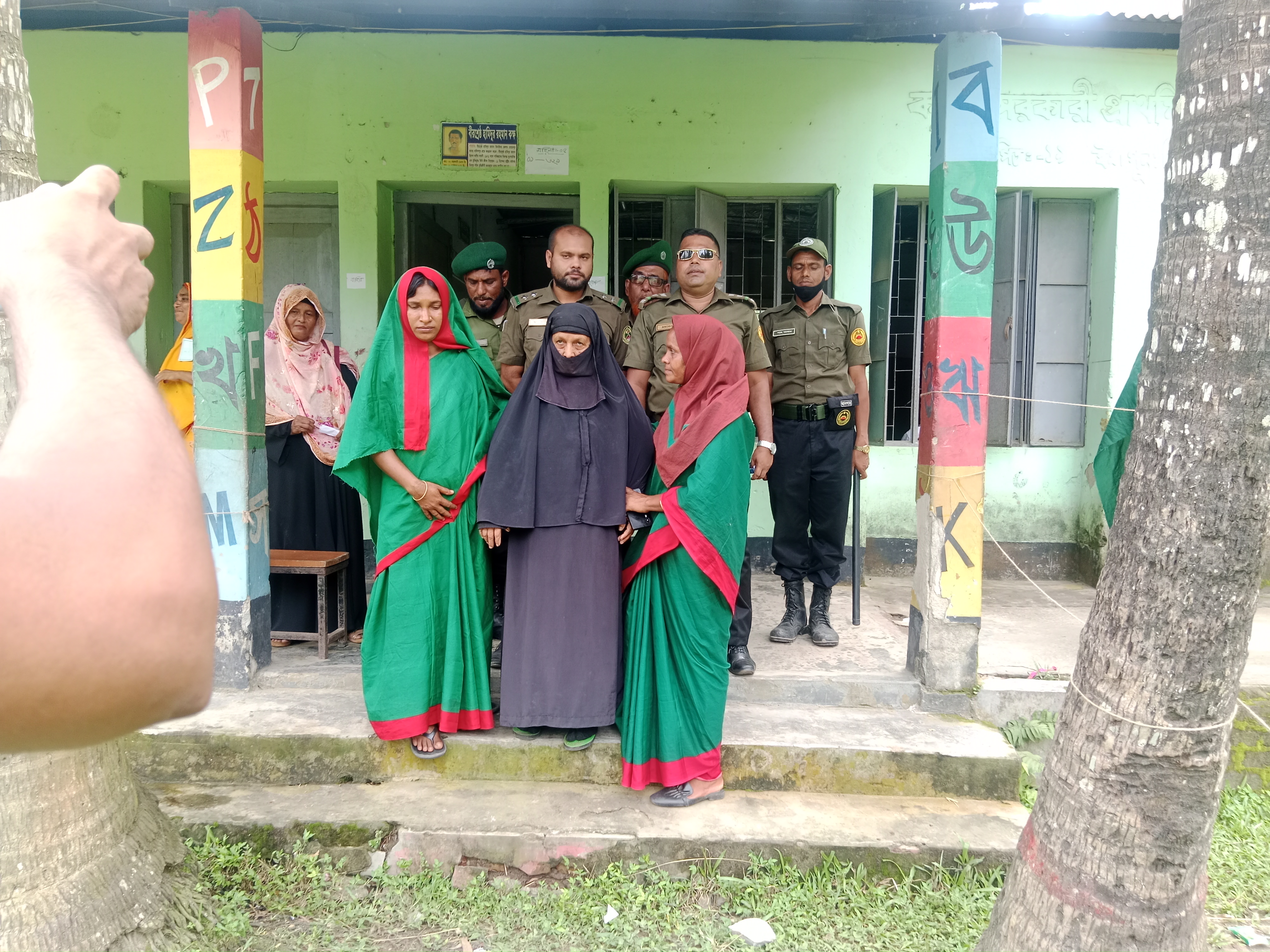 নির্বাচনকালীন ডিডিপি সদস্যাগণদের স্থিরচিত্র