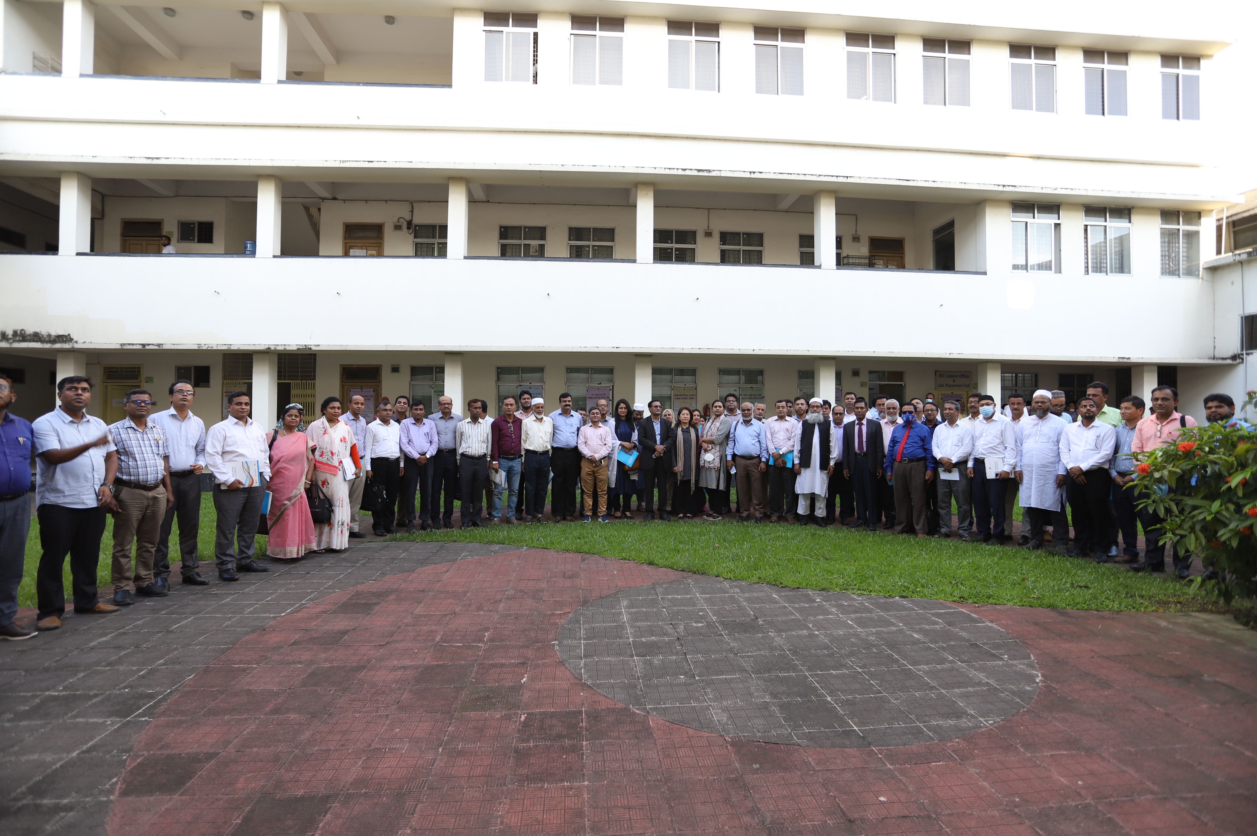 1. Group Photo of Participants with Guests