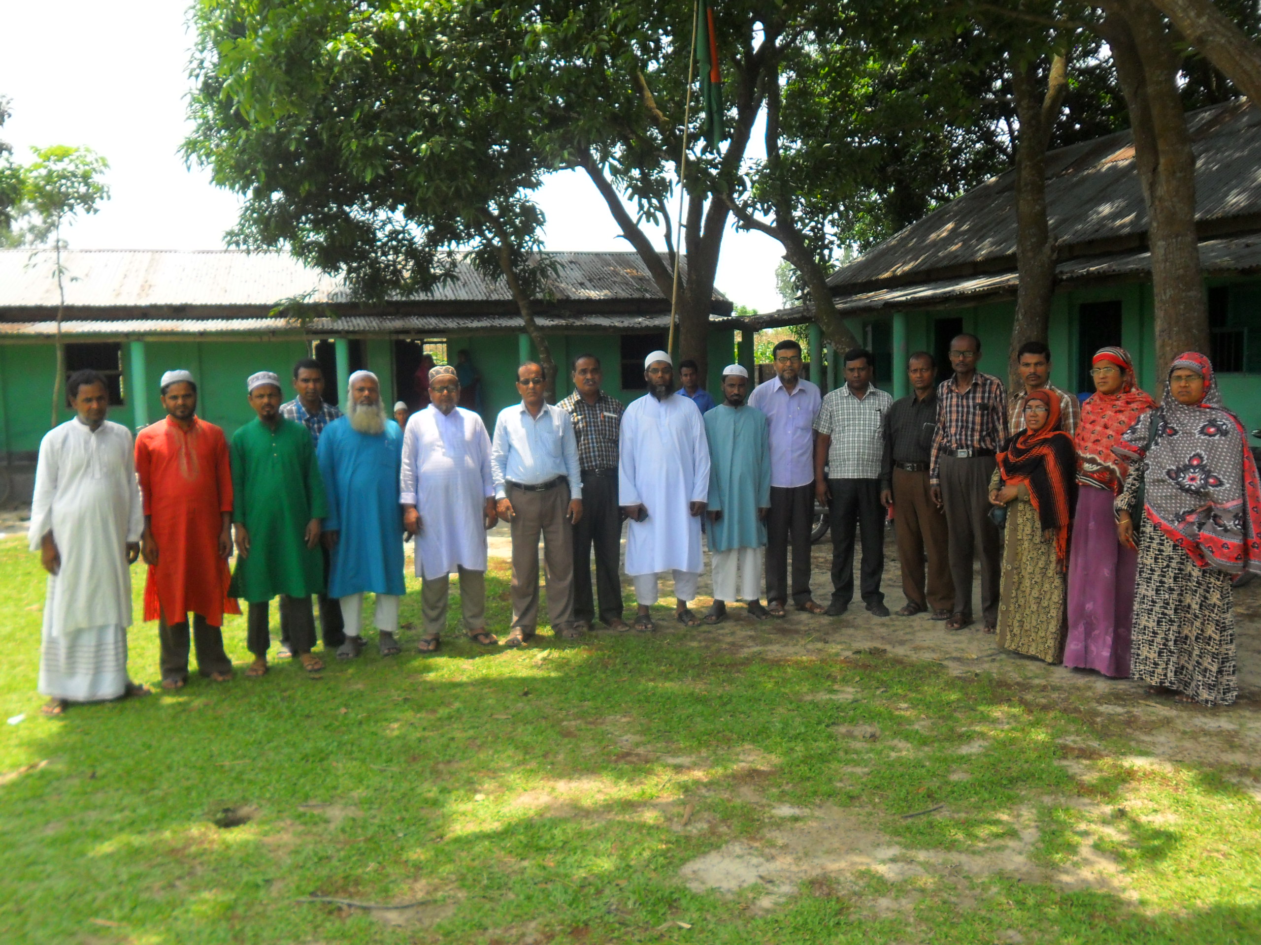 স্কুলের ফটো