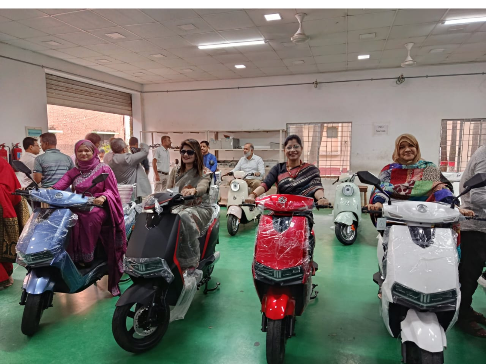ATLAS EV Maam Picture