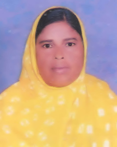 মোছা: পলি বেগম