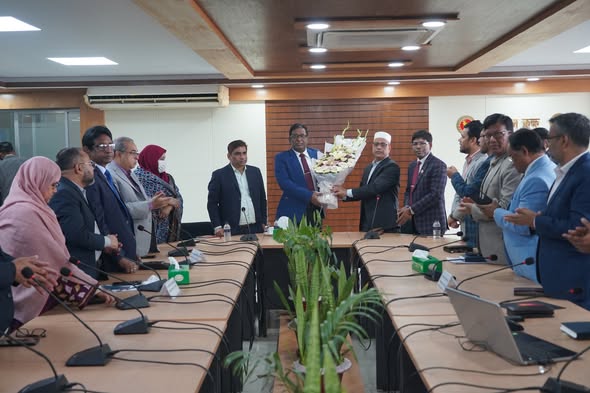 বিএডিসি’র চেয়ারম্যান হিসেবে জনাব মোঃ আজিজুল ইসলাম স্যারের যোগদান