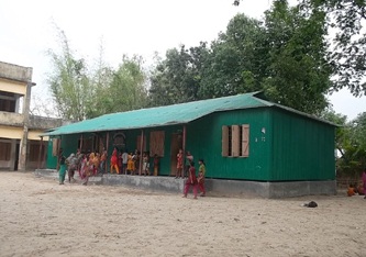 লুছনী সরকারী প্রাথমিক বিদ্যালয় । 