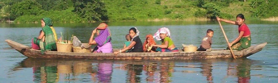 নৌকা দিয়ে বিভিন্ন জায়গায় আসা- যাওয়া করা হয়।