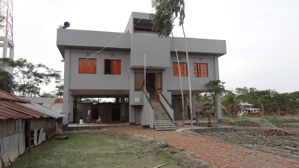 সাইক্লোন সেন্টার