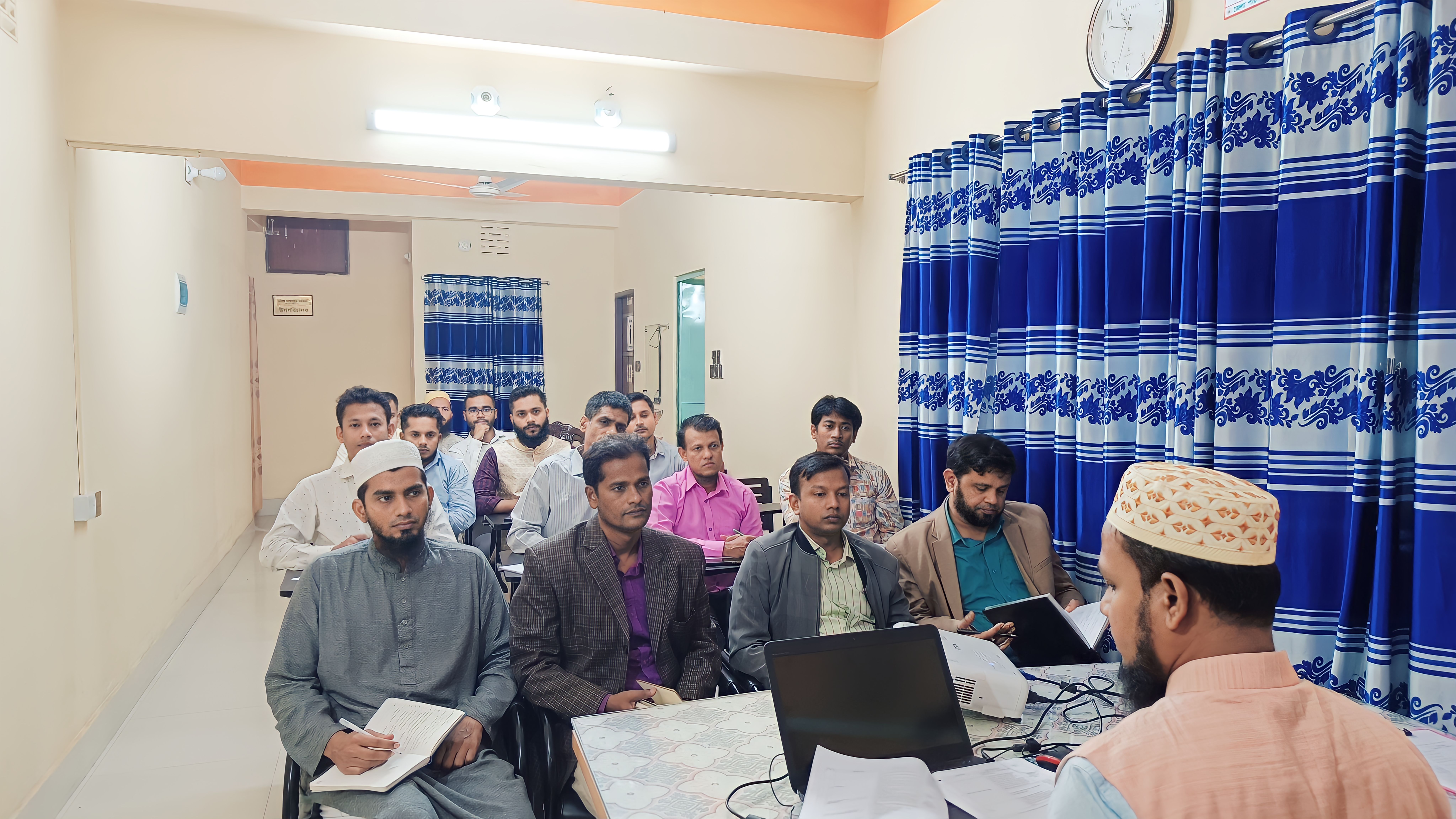 আভ্যন্তরীণ প্রশিক্ষন