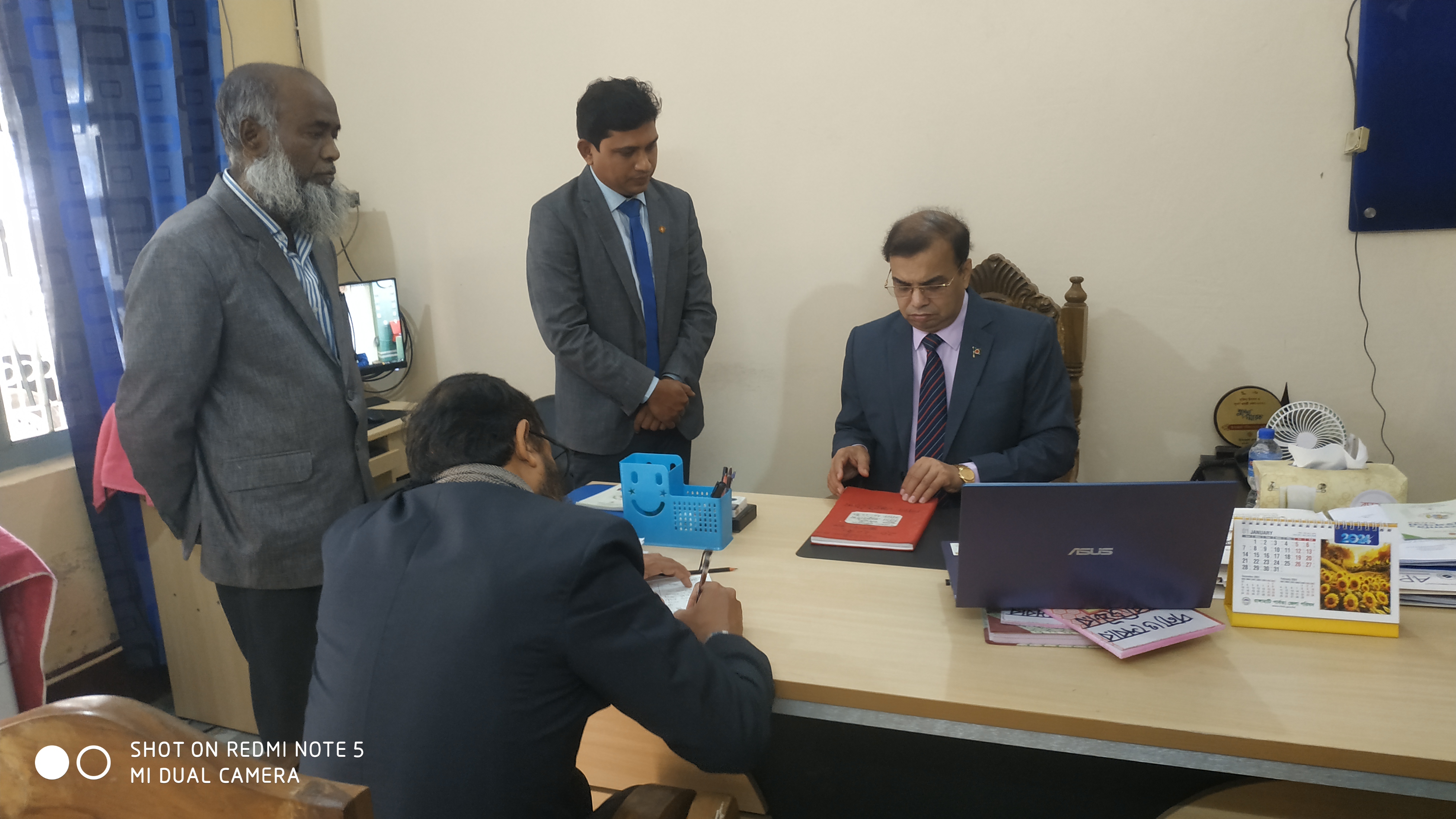 অফিস পরিদর্শন: পরিসংখ্যান ও তথ্য ব্যবস্থাপনা বিভাগের যুগ্ম সচিব জনাব দেব দুলাল ভট্টচার্য্য উপজেলা পরিসংখ্যান কার্যালয় পরিদর্শন করেন।