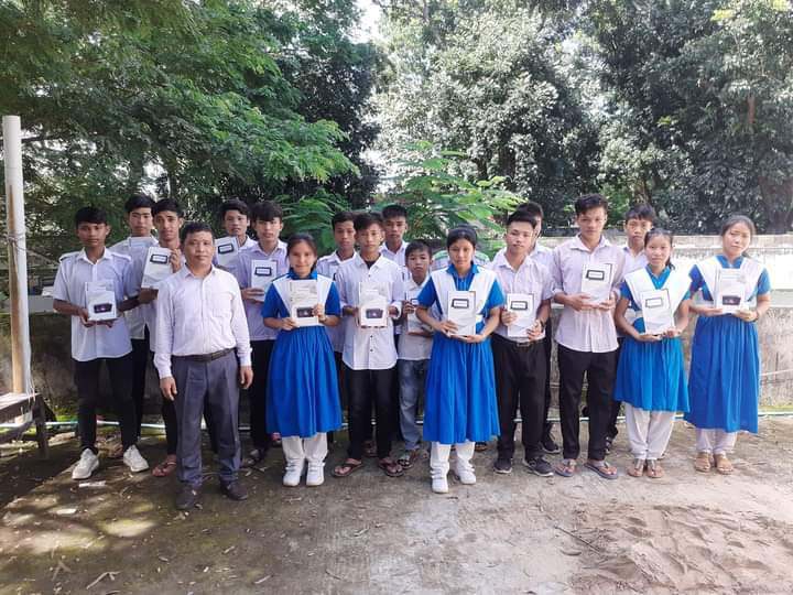 জনশুমারি ট্যাব বিতরণ