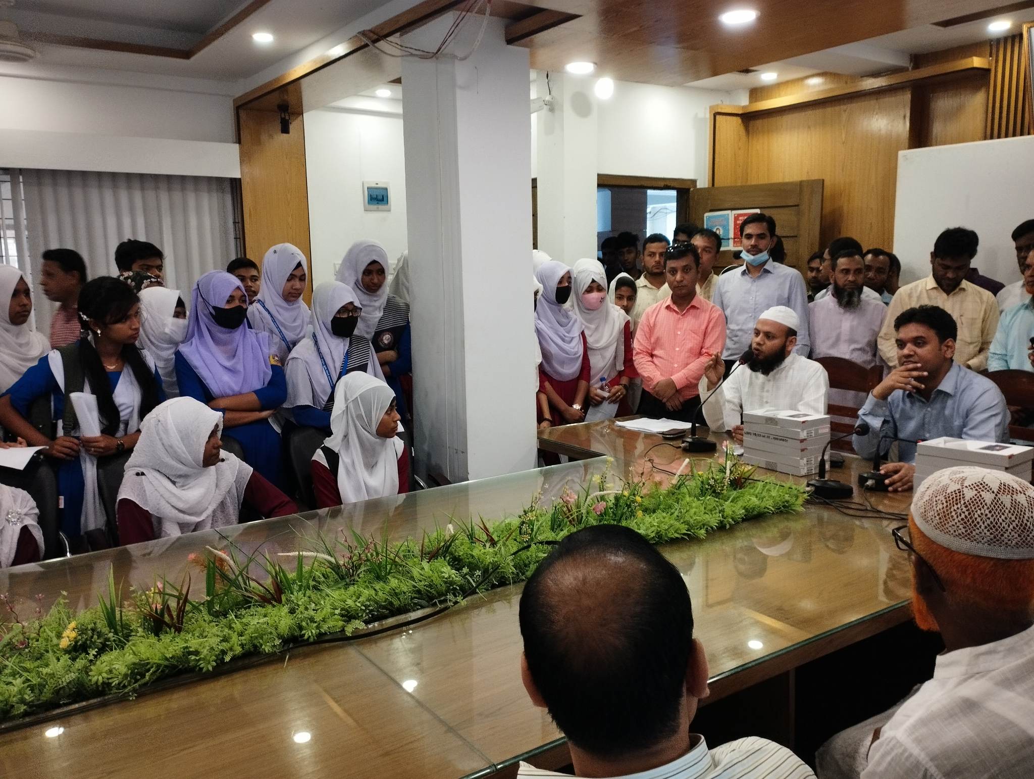 ট্যাব বিতরণ