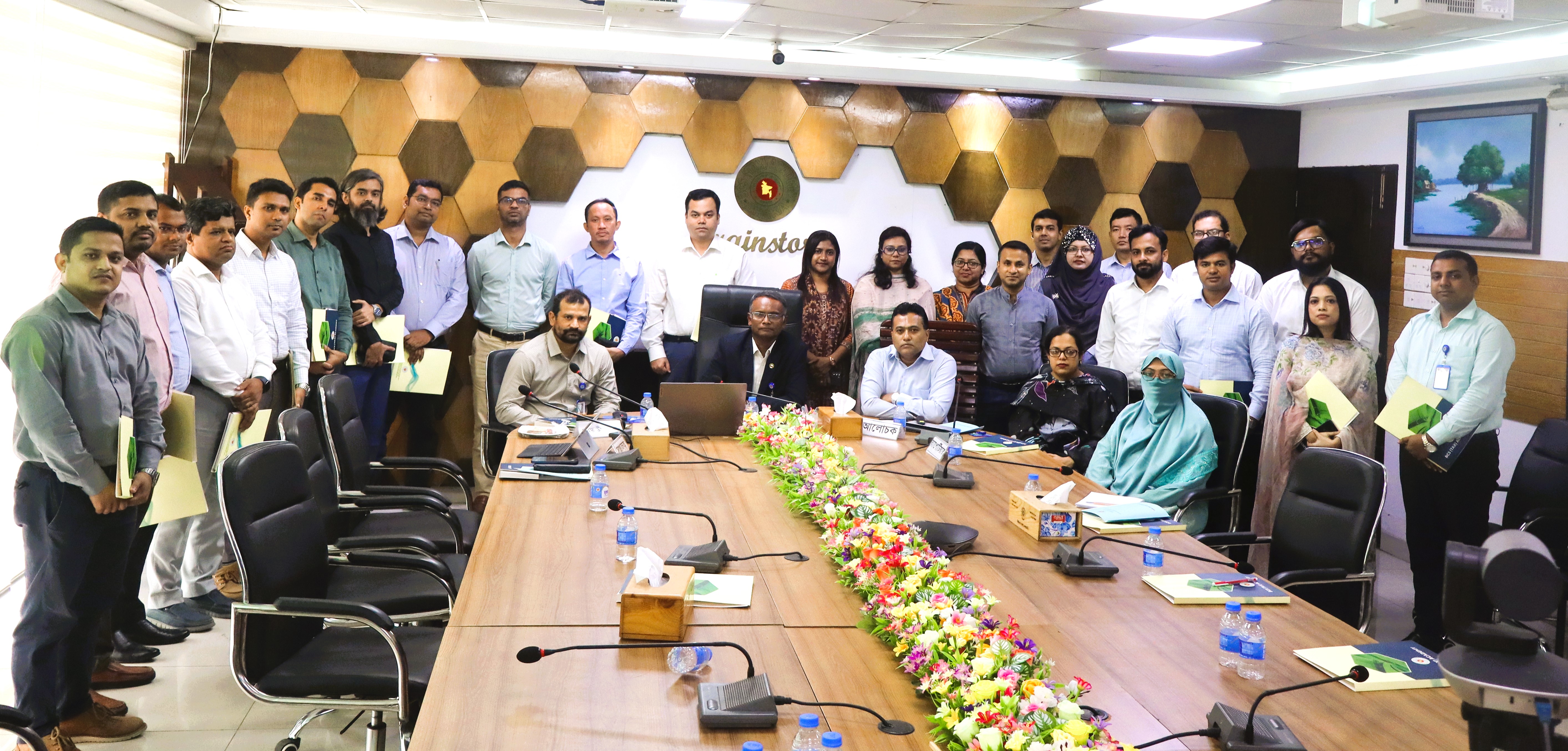 অদ্য ২৮ সেপ্টেম্বর ২০২৫ তারিখে বিসিএস (কর) একাডেমি কর্তৃক আয়োজিত সম্মানিত উপকর কমিশনারবৃন্দের অংশগ্রহণে “আয়কর রিটার্ন অডিট নির্দেশনা, ২০২৫” বিষয়ক সেমিনার অনুষ্ঠিত হয়।