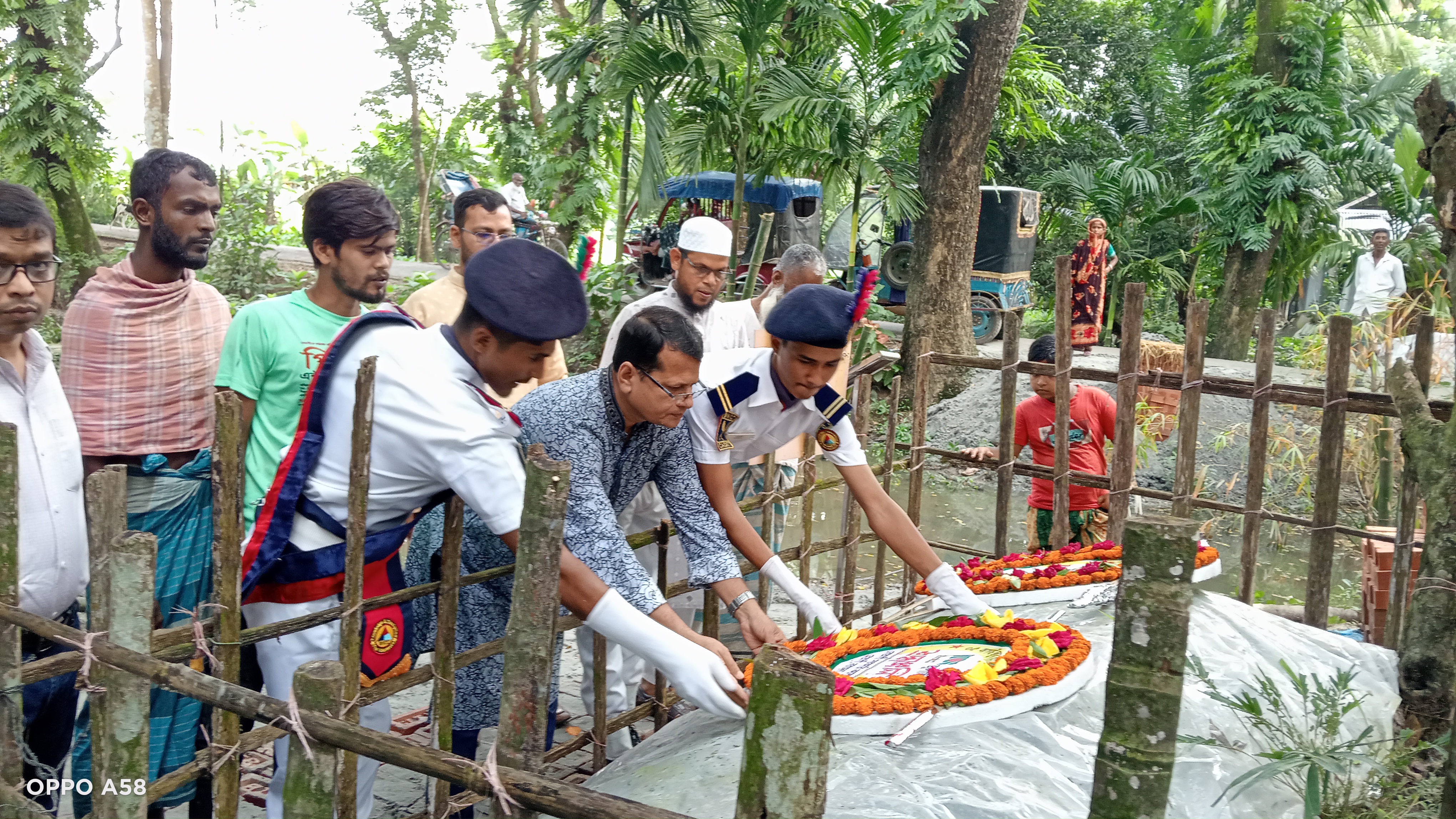 জুলাই শহীদদের প্রতি শ্রদ্ধাঞ্জলি