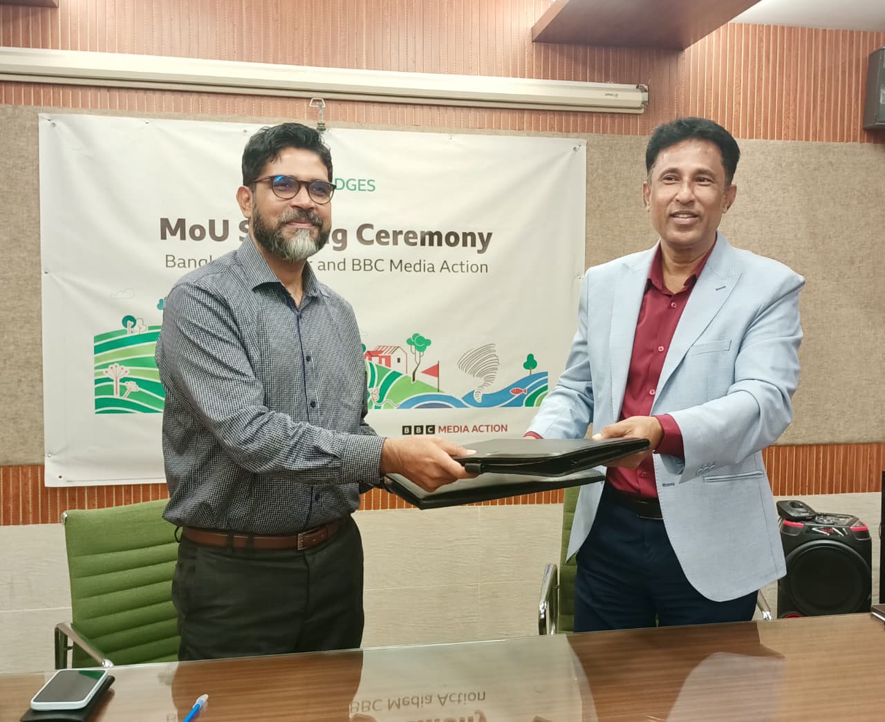 BBC Media Action এর সাথে বাংলাদেশ বেতারের সমঝোতা স্মারক (MOU) স্বাক্ষর। (৯ সেপ্টেম্বর, ২০২৫)