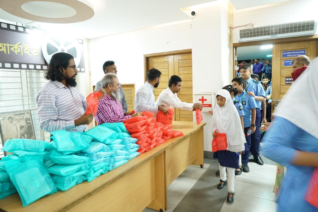 জুলাই পুনর্জাগরণ অনুষ্ঠানমালা ২০২৫ এর আলোকে বাংলাদেশ ফিল্ম আর্কাইভের সপ্তাহব্যাপি চলচ্চিত্র ও ডকুমেন্টরি প্রদর্শন কর্মসূচির উদ্বোধন, ১৫ জুলাই ২০২৫, ঢাকা।