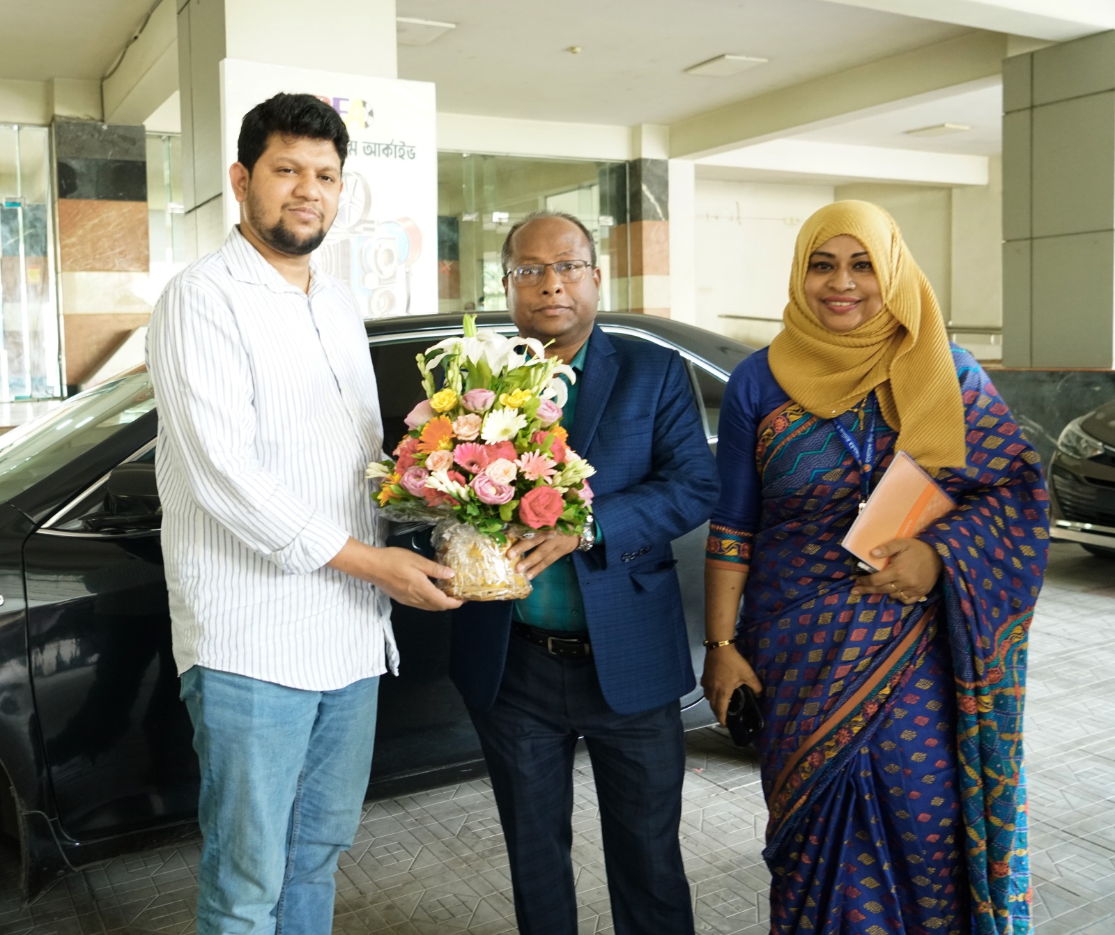 তথ্য ও সম্প্রচার মন্ত্রণালয়ের মাননীয় উপদেষ্টা-এর বাংলাদেশ ফিল্ম আর্কাইভ পরিদর্শন