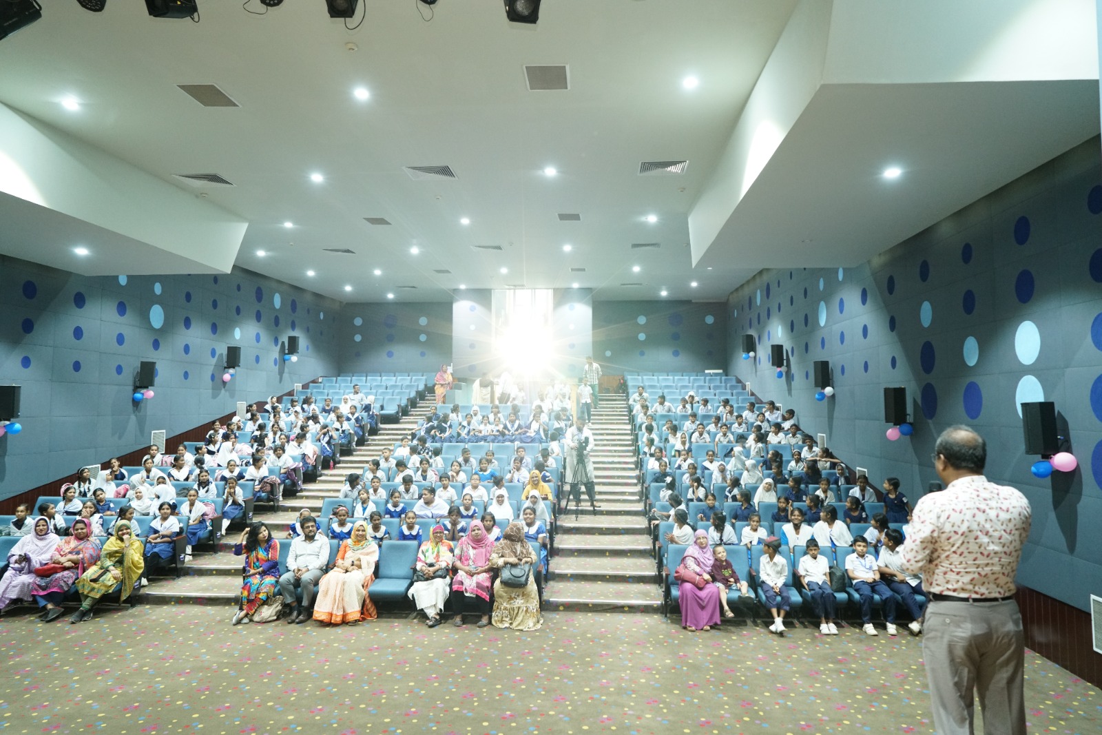 বাংলাদেশ ফিল্ম আর্কাইভের সপ্তাহব্যাপী কর্মসূচির পঞ্চম দিনে চলচ্চিত্র প্রদর্শন ২০ জুলাই ২০২৫, ঢাকা।