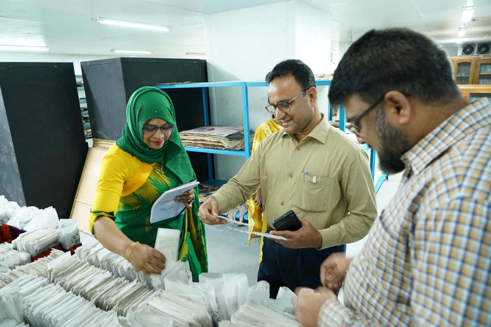 বাংলাদেশ ফিল্ম আর্কাইভের নবনিযুক্ত মহাপরিচালক জনাব ম. জাভেদ ইকবাল মহোদয়ের দপ্তরের বিভিন্ন শাখার কার্যক্রম ও স্থাপনা পরিদর্শন, ০৫ নভেম্বর ২০২৫