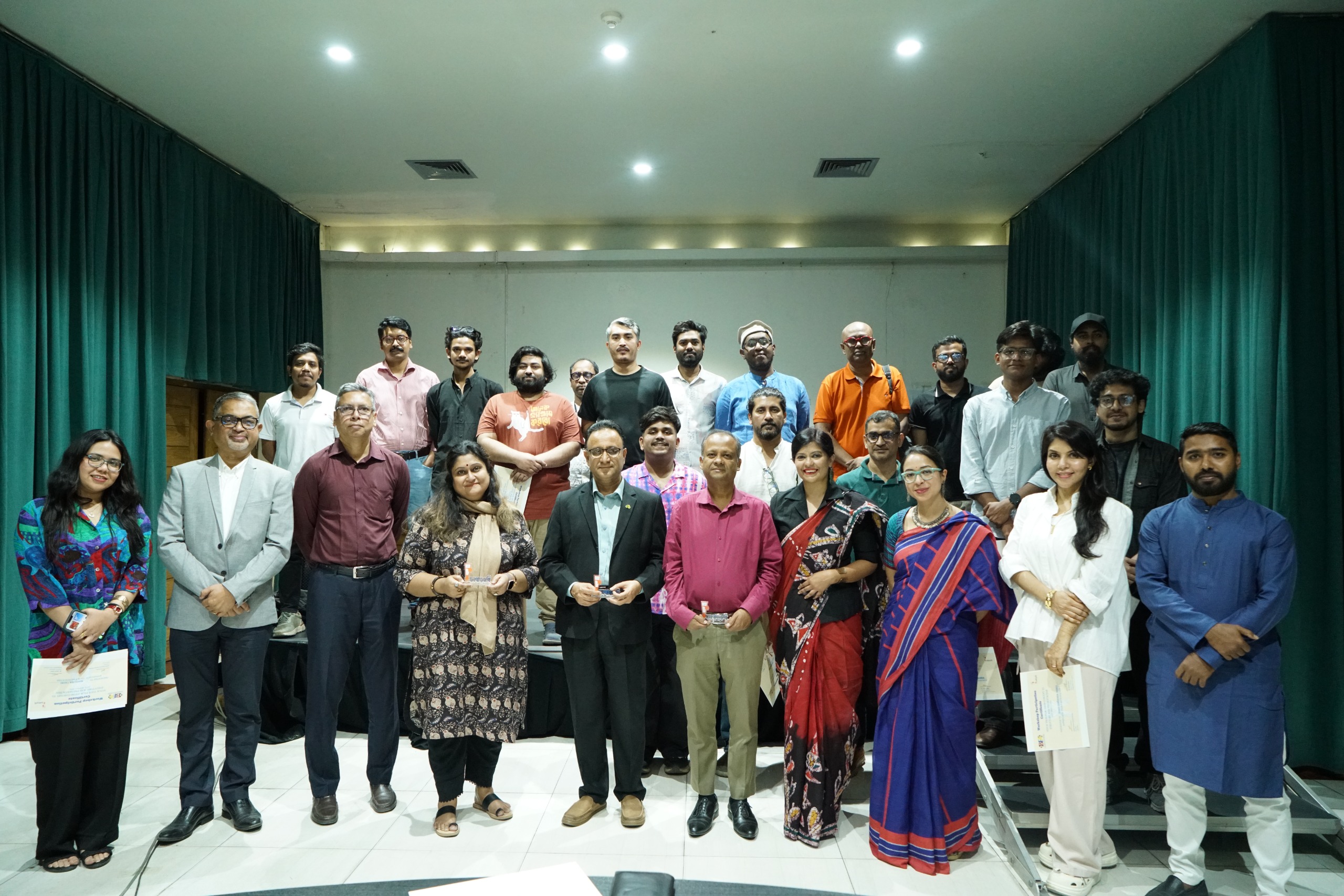 বাংলাদেশ ফিল্ম আর্কাইভ ও লেখালিখির যৌথ আয়োজনে সিনেমার ‘পিচ’ নিয়ে কর্মশালা, ০৪ মার্চ ২০২৬