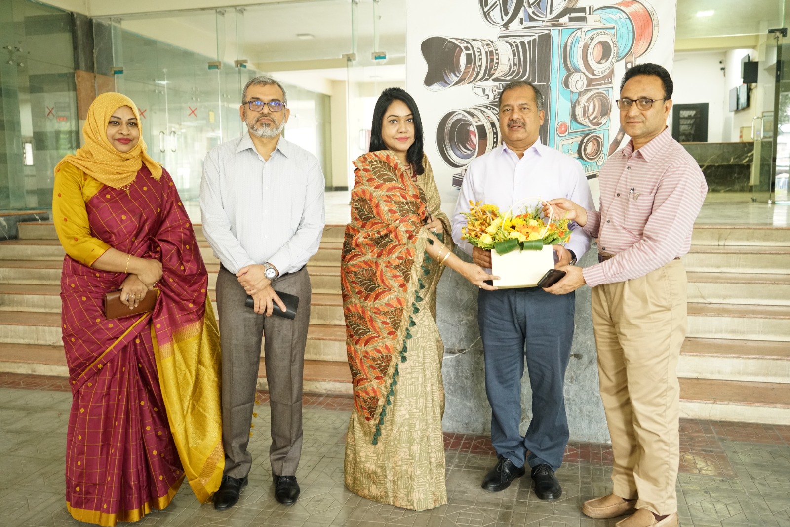 তথ্য ও সম্প্রচার মন্ত্রী মহোদয়ের বাংলাদেশ ফিল্ম আর্কাইভ পরিদর্শন (১৩ এপ্রিল ২০২৬)