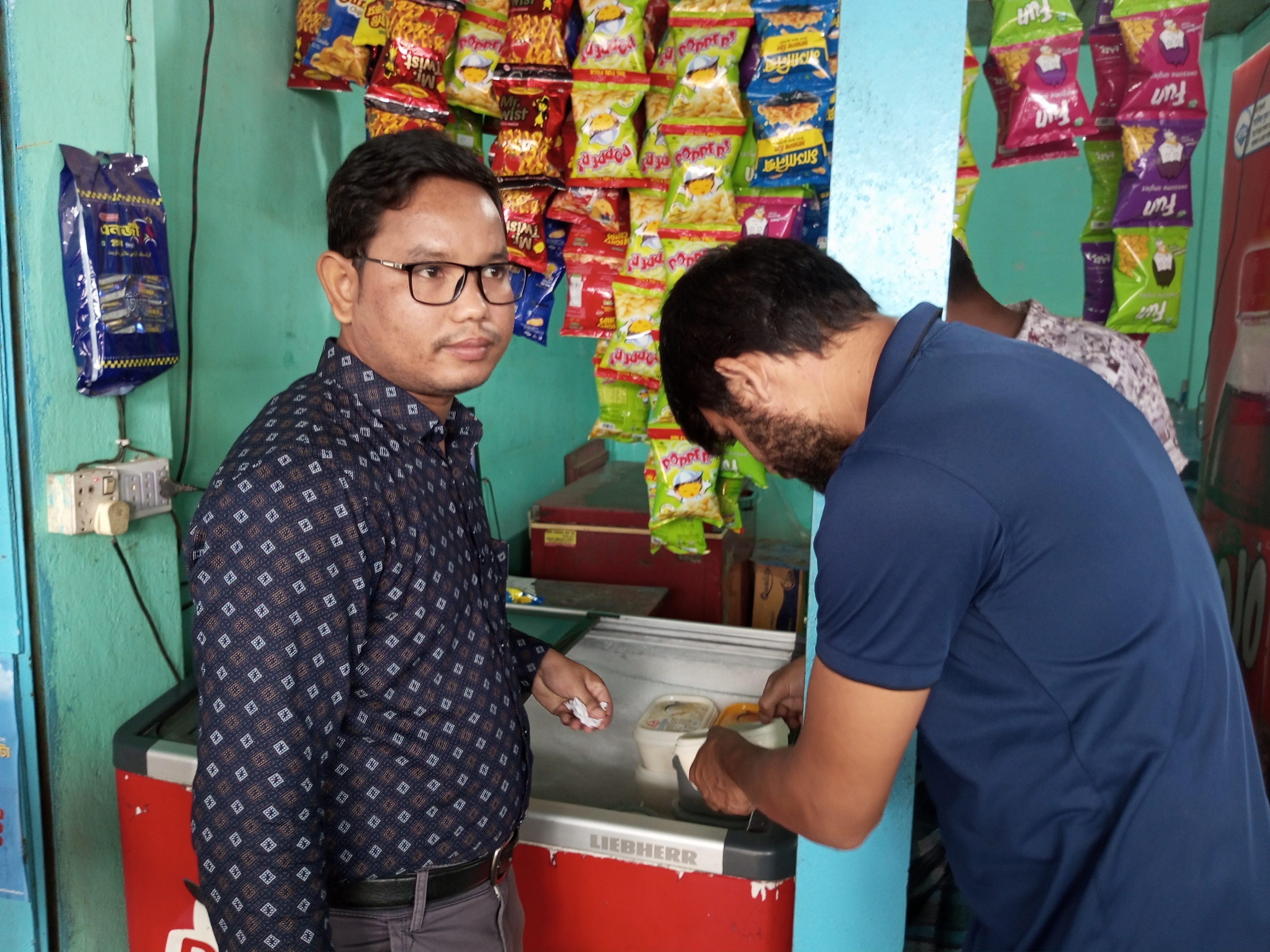 মনিটরিং ছবি