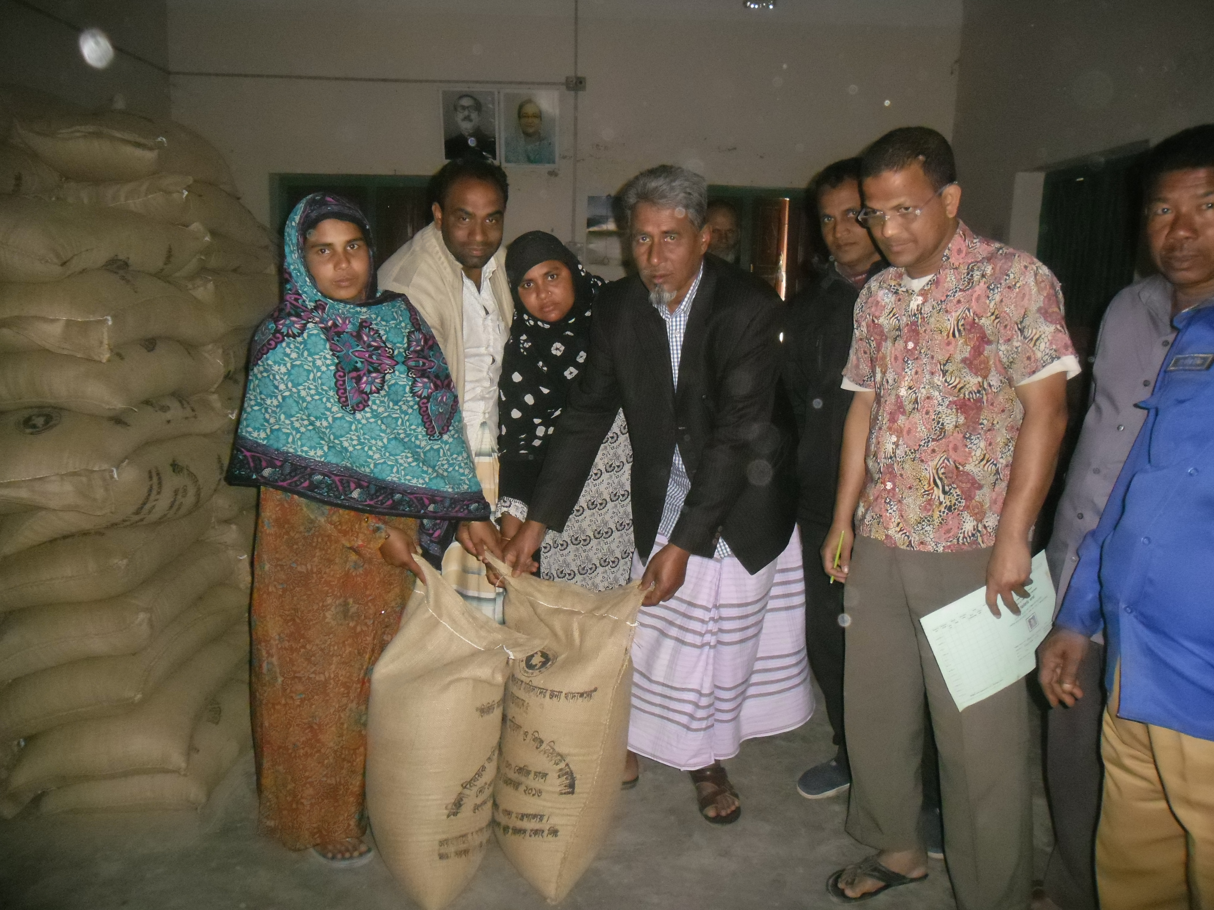 ভিজিডি চাল বিতরন