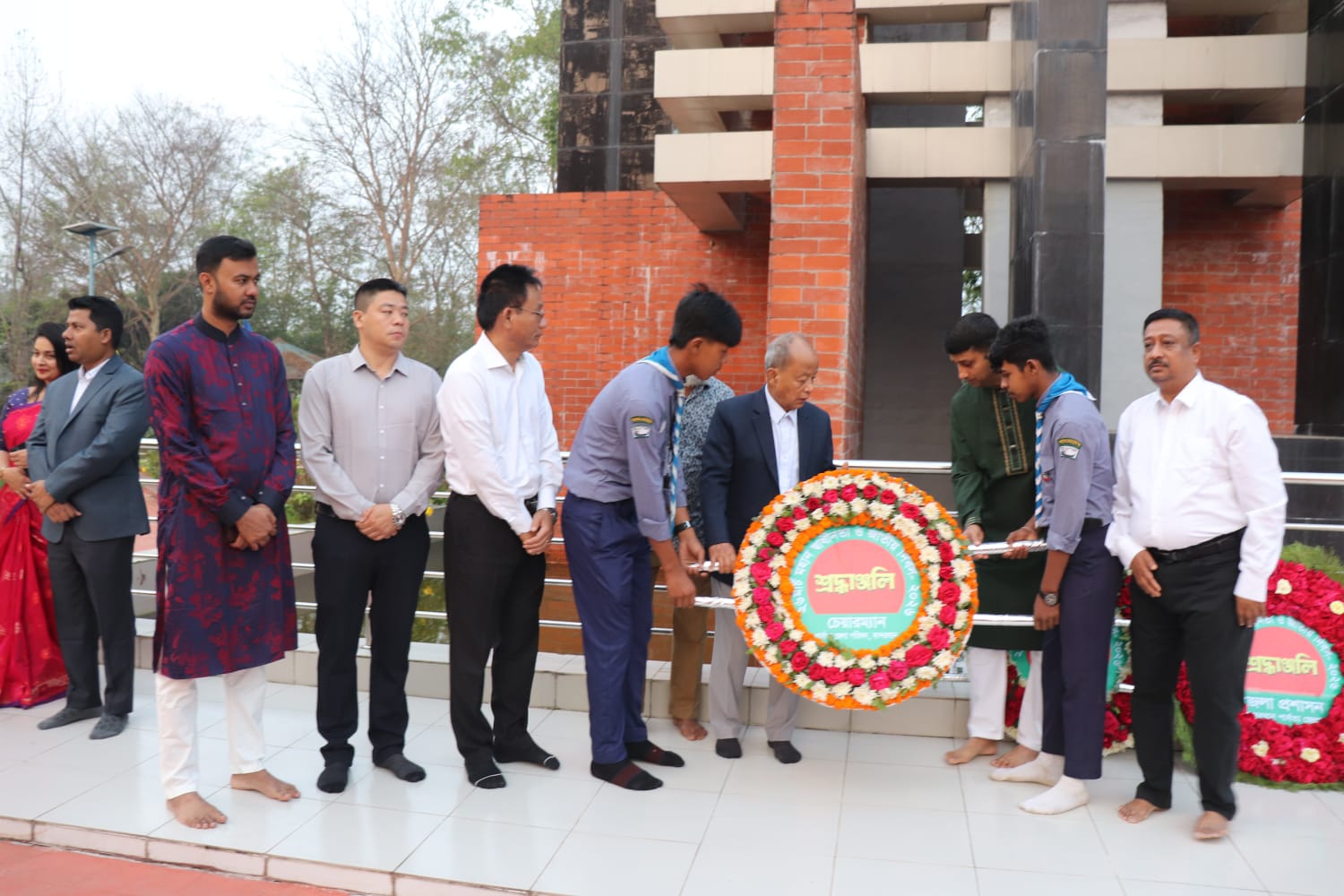 মহান স্বাধীনতা ও জাতীয় দিবস ২০২৬ উপলক্ষে মুক্তিযুদ্ধ স্তম্ভে শ্রদ্ধাঞ্জলি