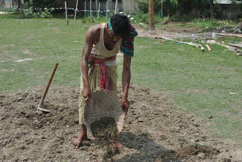 যেমন খুশি তেমন সাজ