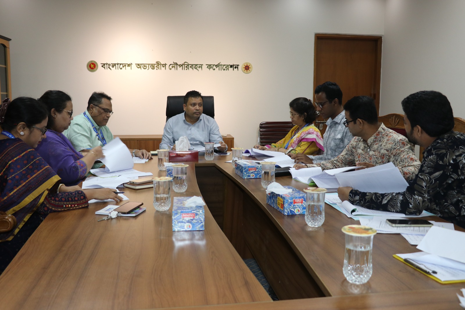 ৩০ সেপ্টেম্বর ২০২৪ বিআইডব্লিউটিসি'র সভা কক্ষে পরিচালক ( প্রশাসন) উপসচিব, জনাব মোহাম্মদ আরিফুল হকের সভাপতিত্বে বিআইডব্লিউটিসি'র কল্যাণ তহবিলের ২৩৩ তম সভা অনুষ্ঠিত হয়। সভায় ৫ জন সদস্যসহ সংশ্লিষ্ট কর্মকর্তাগণ উপস্থিত ছিলেন