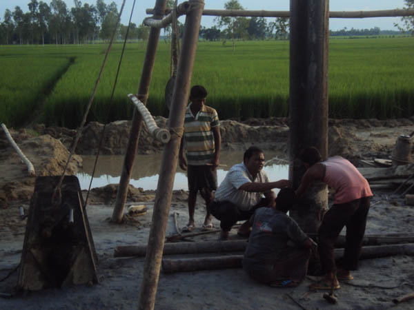 গভীর নলকূপ খনন