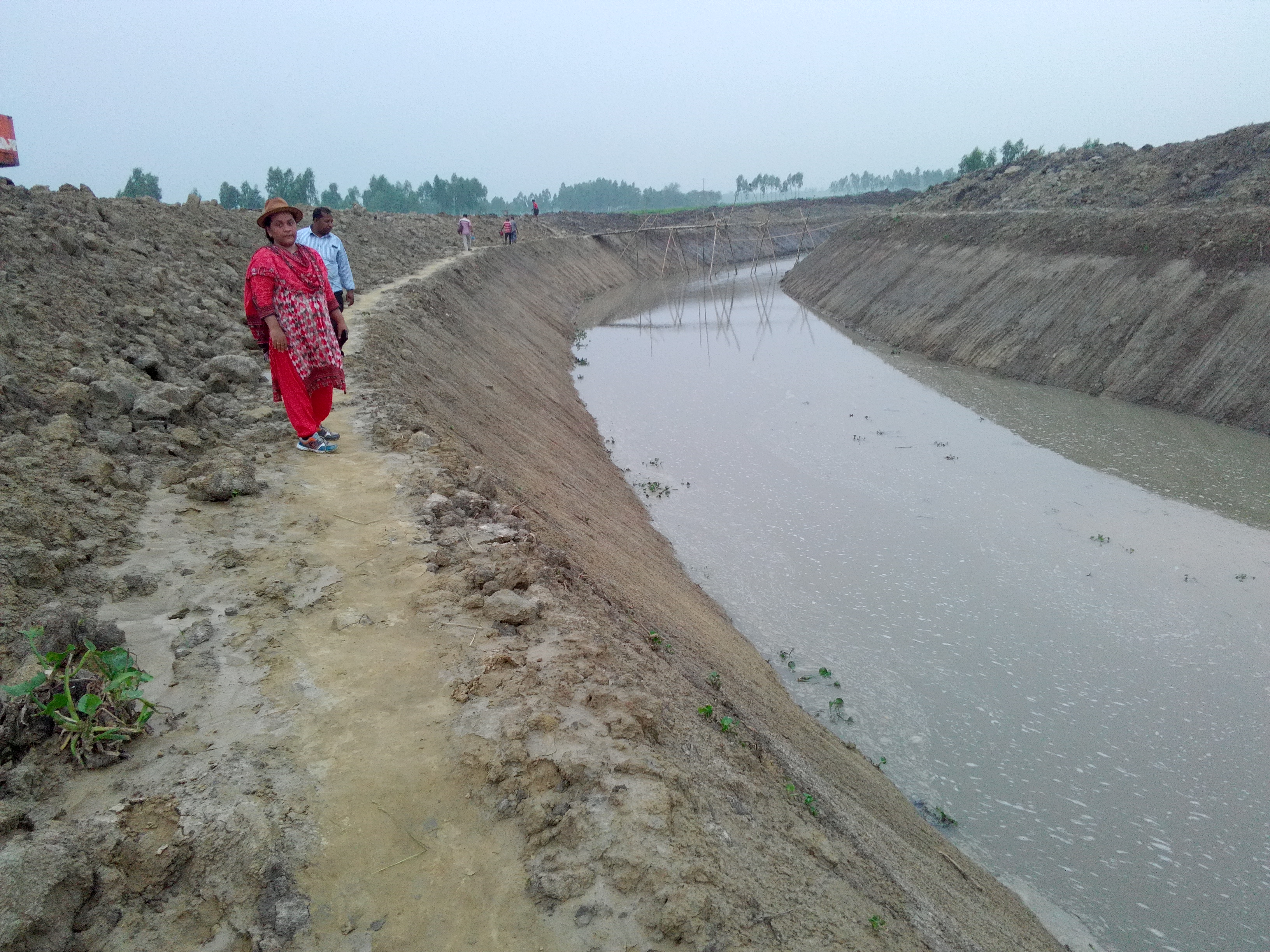 চলমান কাজের ছবি