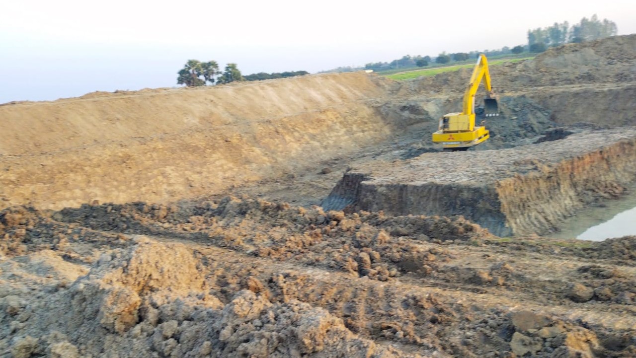 খাস মজা পুকুর পুনঃ খনন