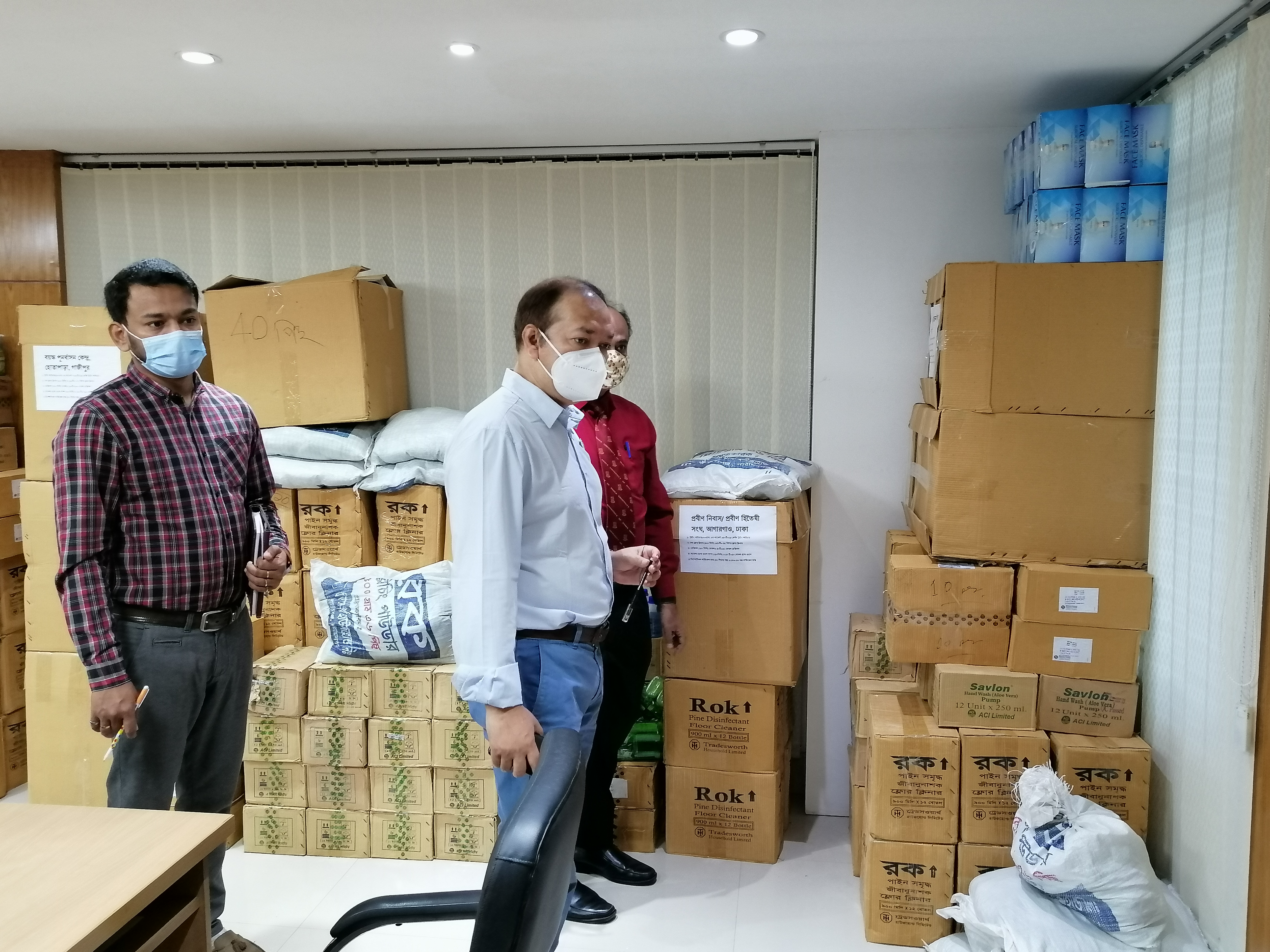 Product Distribution of “Medical and Socio-educational caravans-Case of the Corona virus" and“ICESCO Kit for Creators of Educational Content"