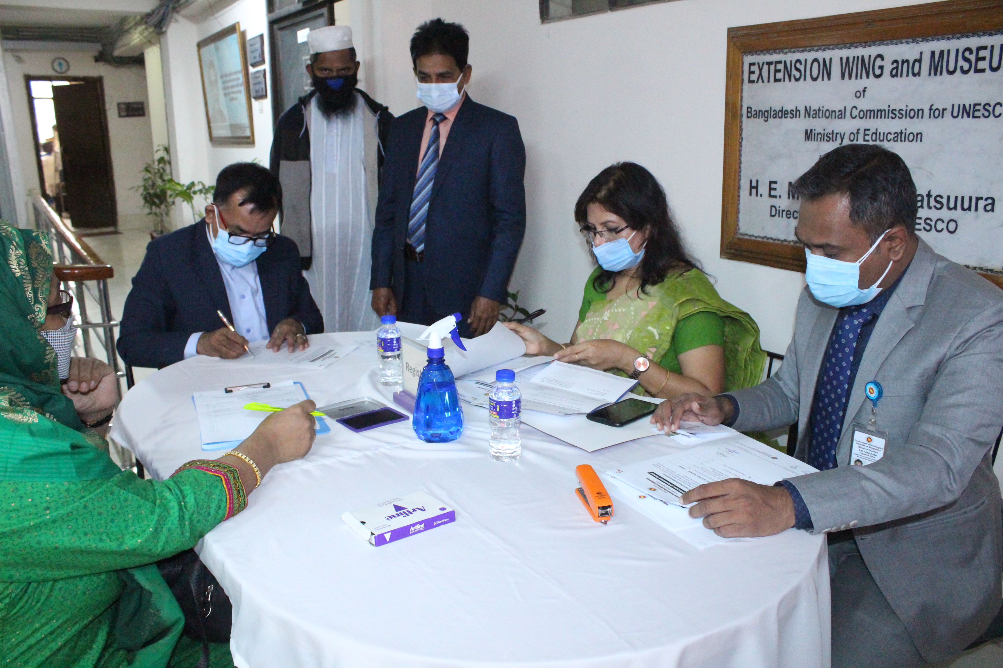 Product Distribution of “Medical and Socio-educational caravans-Case of the Corona virus" and“ICESCO Kit for Creators of Educational Content"