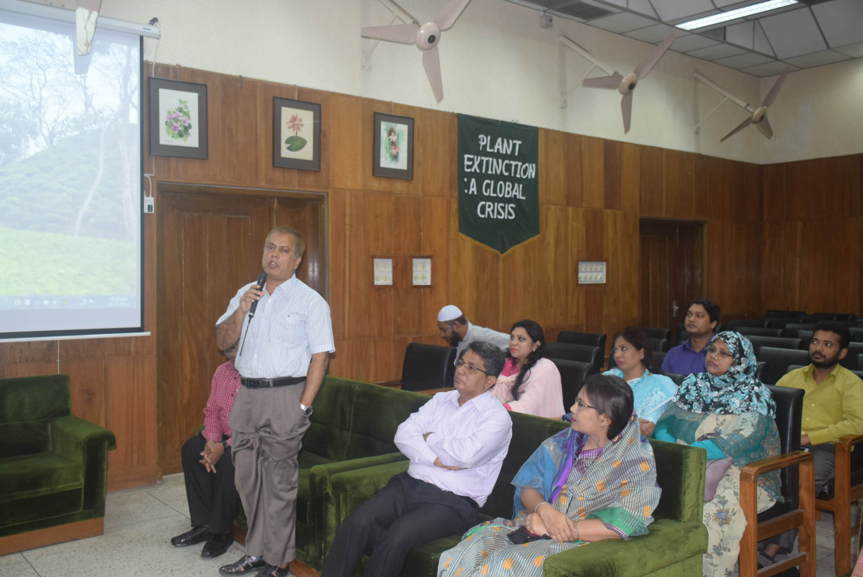 অংশীজনদের পরিচয় প্রদান।