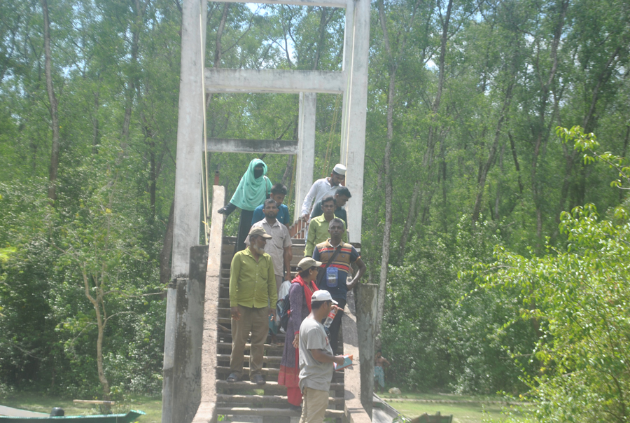হরিণবাড়িয়া বন কেন্দ্র, পাথরঘাটা রেঞ্জ, বরগুনা।