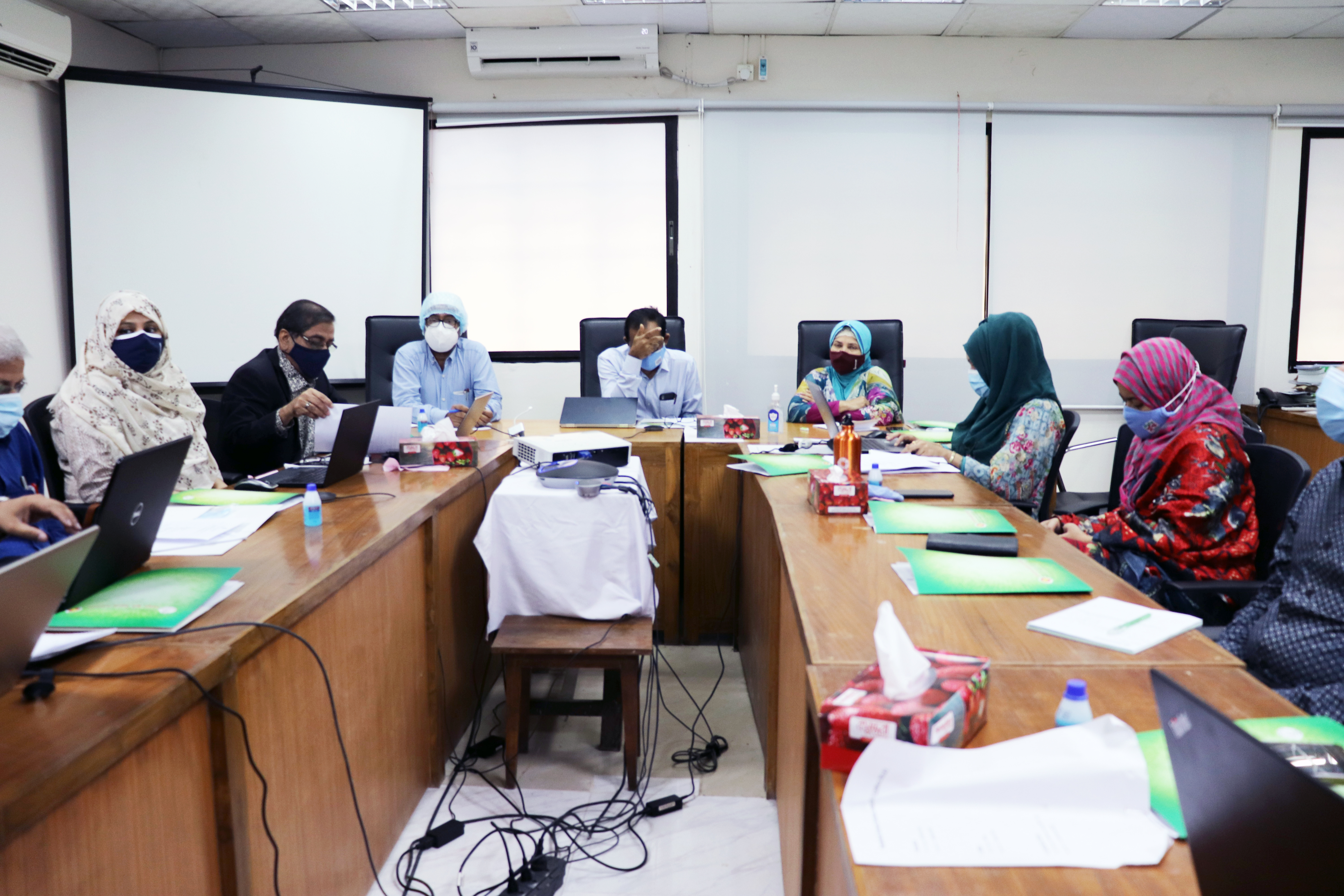 জেলা ও উপজেলা পর্যায়ে বহুখাতভিত্তিক ন্যুনতম পুষ্টি প্যাকেজ বাস্তবায়ন বিষয়ে পরামর্শমূলক কর্মশালা