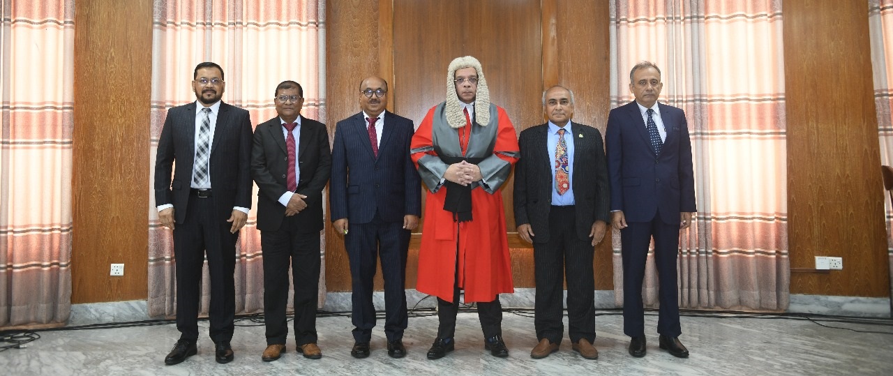 ব্যানার-৪