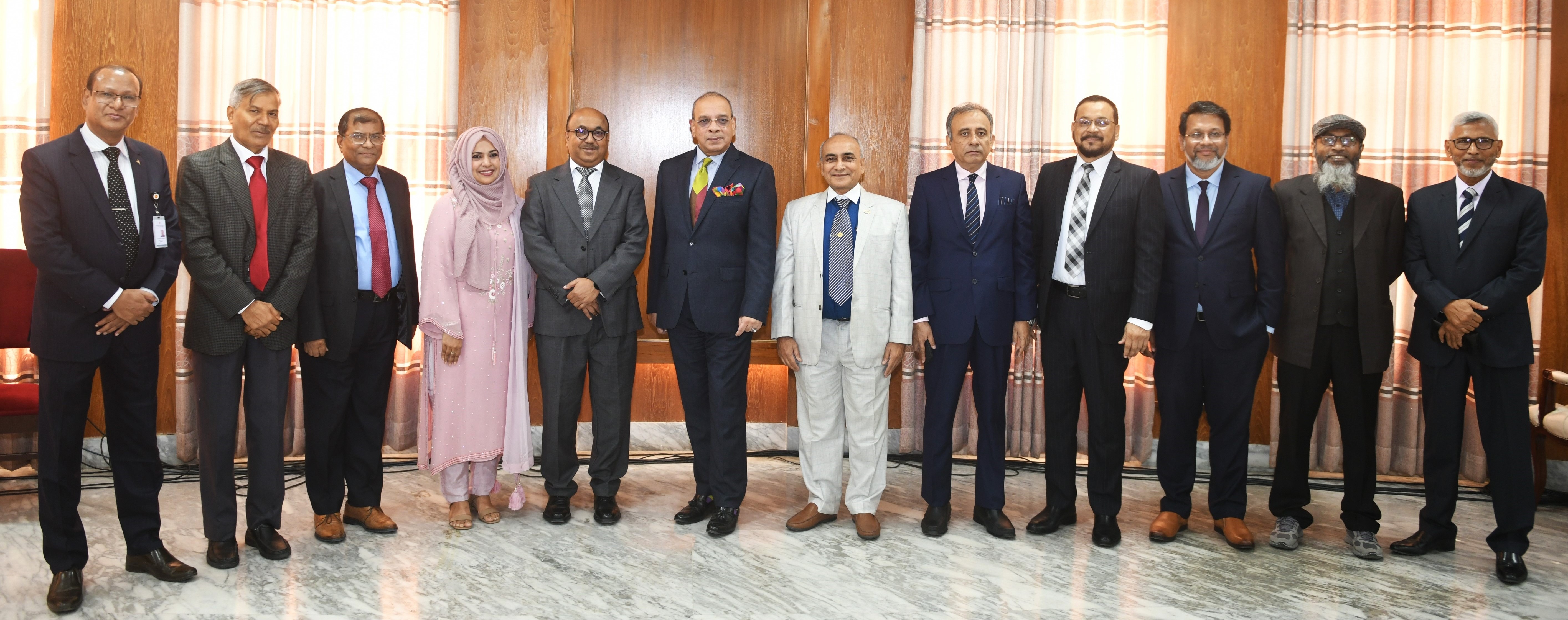 ব্যানার-৬