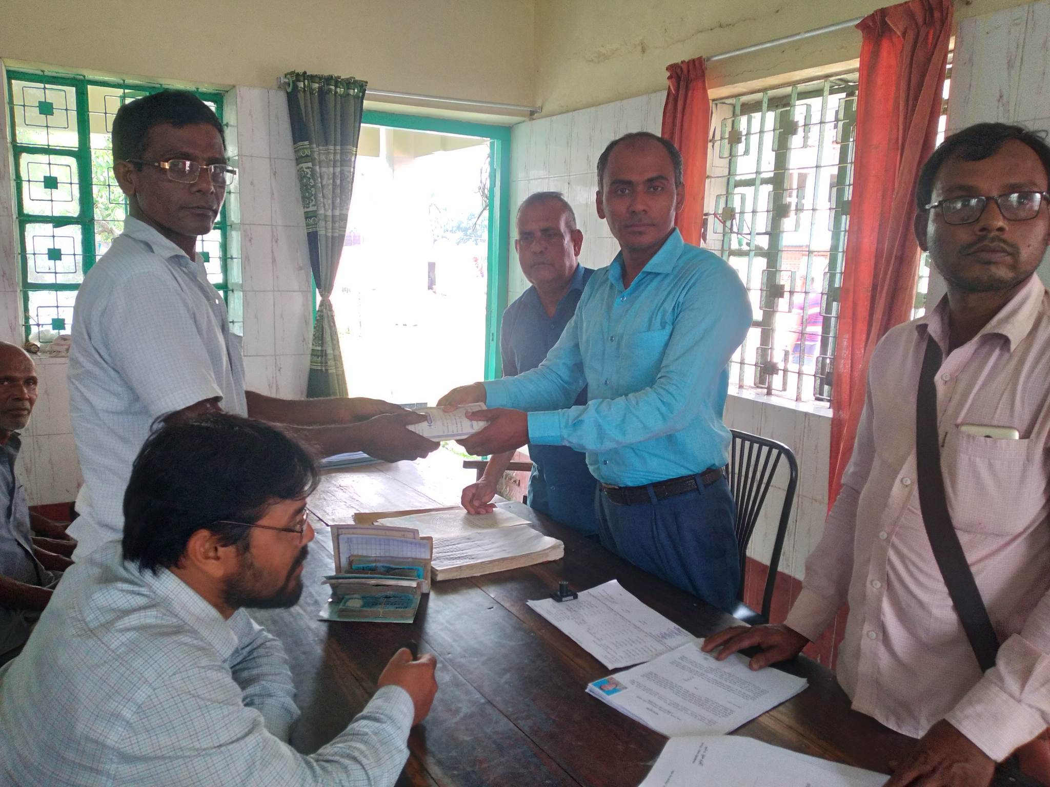 কদমতলা কেএসএস এ ঋণ বিতরণ