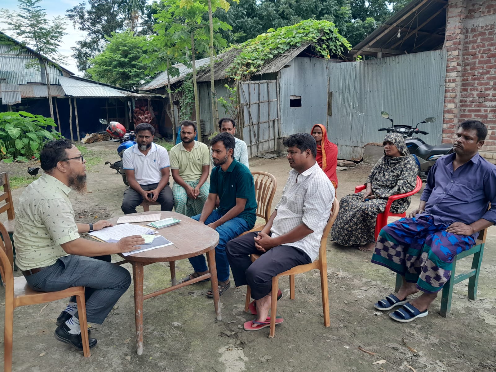 মরিচা অপ্রধান শস্য দলের উঠান বৈঠক